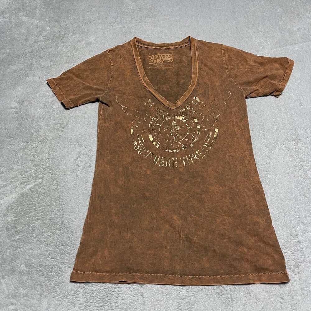 Southern Thread Womens Brown‎ Mineral Wash V-Neck Graphic T-Shirt Fleur De Lis M